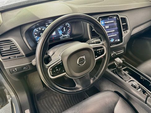 Used 2020 Volvo XC90 T5 Momentum AWD/4WD image 22