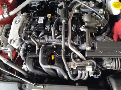 Used 2024 Nissan Sentra SV FWD image 30