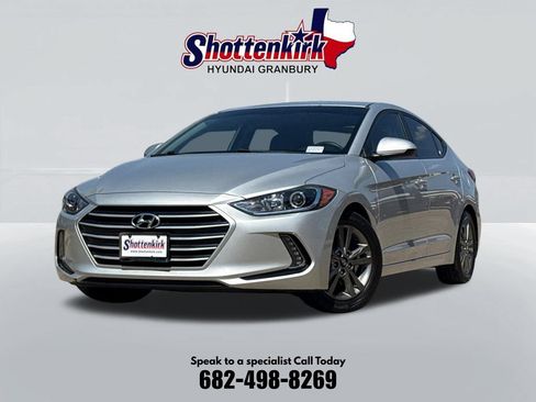 Used 2017 Hyundai Elantra SE w/ SE A/T Tech Package 03 FWD image 1