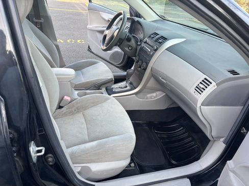 Used 2010 Toyota Corolla LE image 23