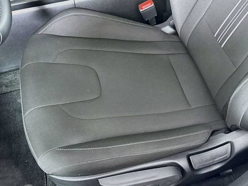 Certified 2025 Hyundai Elantra Sport FWD image 20