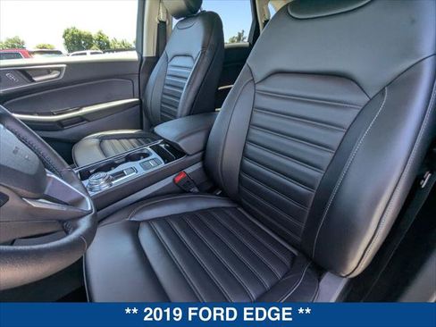 Used 2019 Ford Edge SEL w/ Equipment Group 201A FWD image 20