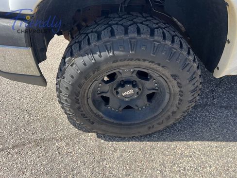 Used 2003 Chevrolet Silverado 1500 LT w/ Off-Road Package AWD/4WD image 4