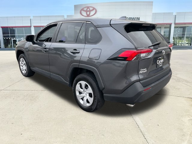 Used 2025 Toyota RAV4 LE AWD/4WD image 3