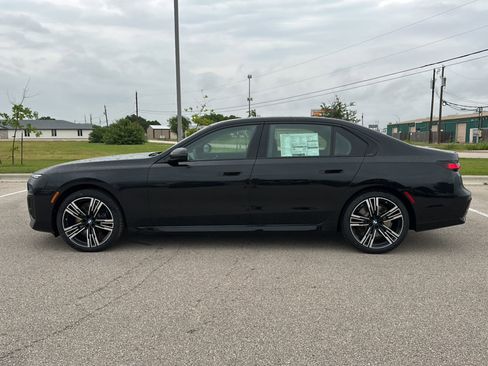 New 2026 BMW 740i RWD image 5