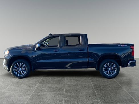 Used 2024 Chevrolet Silverado 1500 LT image 2