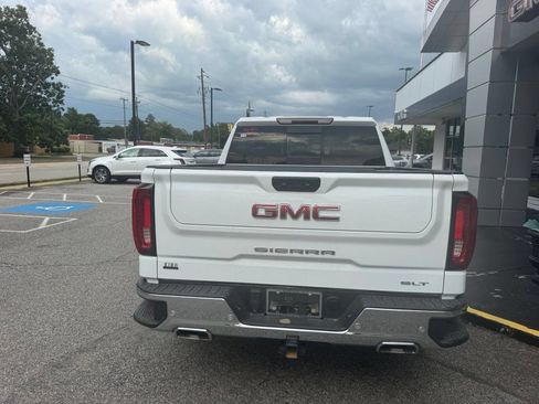 Used 2025 GMC Sierra 1500 SLT w/ SLT Premium Plus Package AWD/4WD image 11
