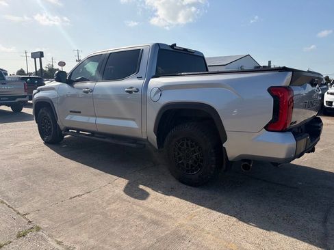 Used 2025 Toyota Tundra SR5 w/ SR5 Premium Package AWD/4WD image 8