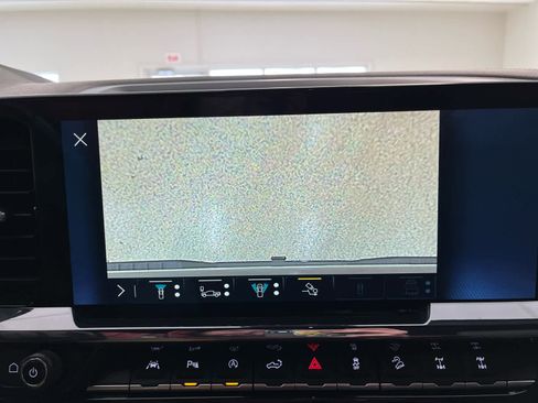 Used 2022 Chevrolet Silverado 1500 ZR2 image 45