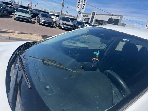 Used 2017 Nissan Sentra SV image 11