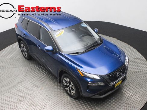 Used 2022 Nissan Rogue SV image 5