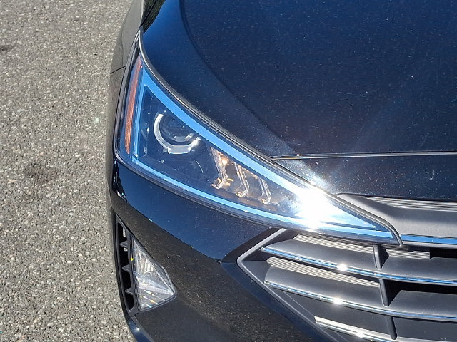 Used 2020 Hyundai Elantra Value Edition w/ Winter Weather Package FWD image 29
