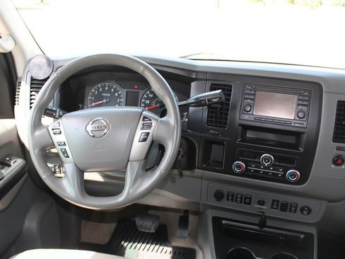 Used 2014 Nissan NV 3500 SL w/ Technology Package RWD image 21