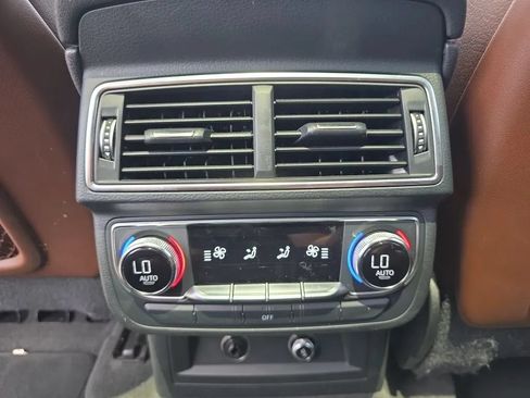 Used 2019 Audi Q7 2.0T Premium Plus w/ Premium Plus Package AWD/4WD image 48