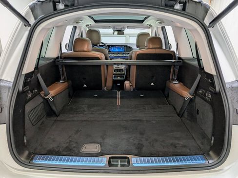 Used 2024 Mercedes-Benz GLS 450 4MATIC w/ Pinnacle Trim Package image 27