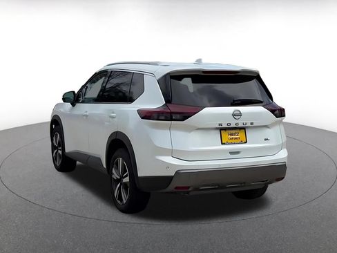 Used 2026 Nissan Rogue SL FWD image 10
