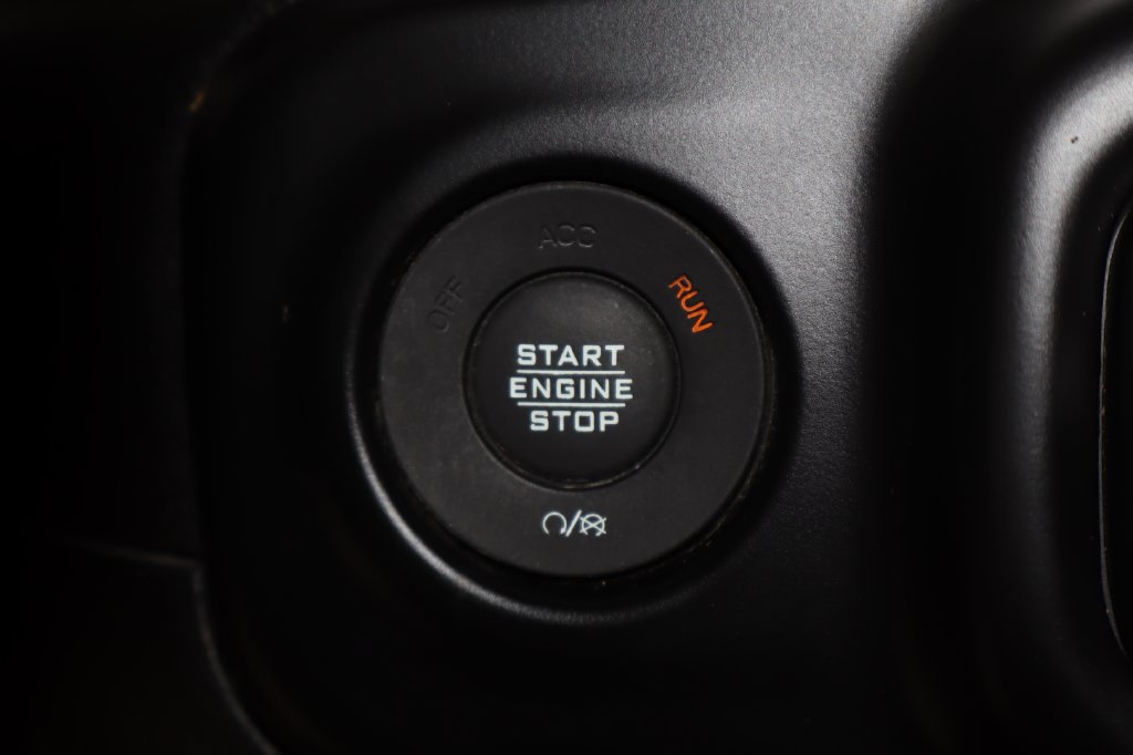 Used 2020 Jeep Wrangler Sport AWD/4WD image 23