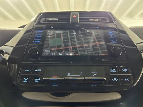 Certified 2016 Toyota Prius Four w/ Advanced Technology Package FWD image 29