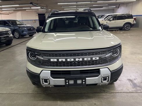 Certified 2025 Ford Bronco Sport Badlands AWD/4WD image 2