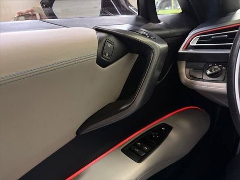 Used 2015 BMW i8 AWD/4WD image 21