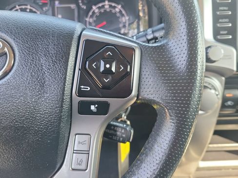 Used 2021 Toyota 4Runner SR5 RWD image 26