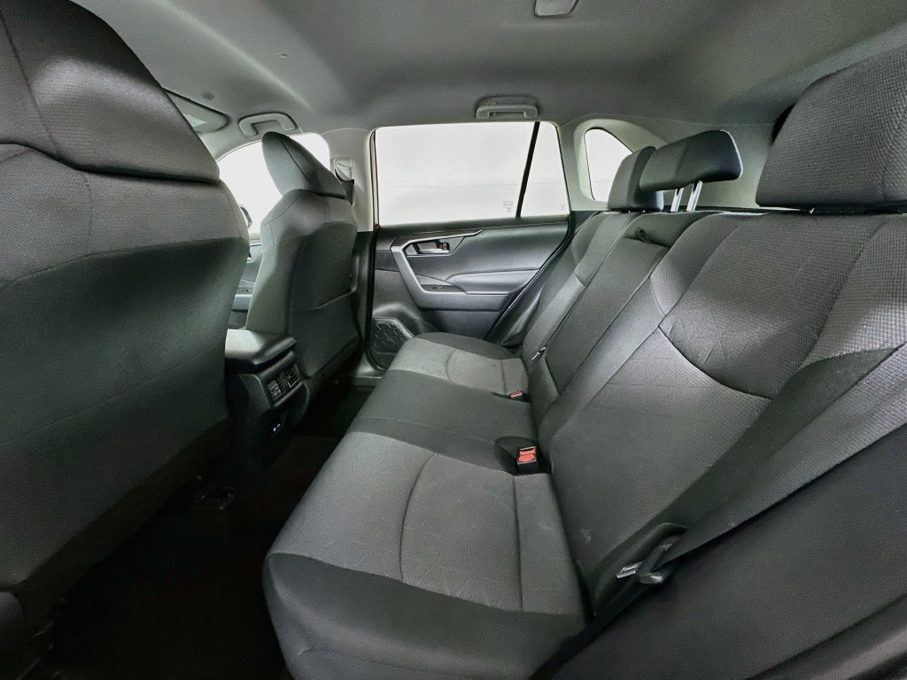 Certified 2025 Toyota RAV4 XLE FWD image 24
