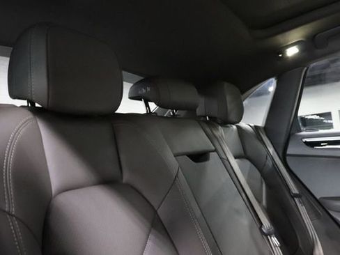 Used 2023 Porsche Macan AWD/4WD image 27