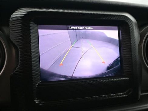 Used 2022 Jeep Wrangler Unlimited Sport image 24