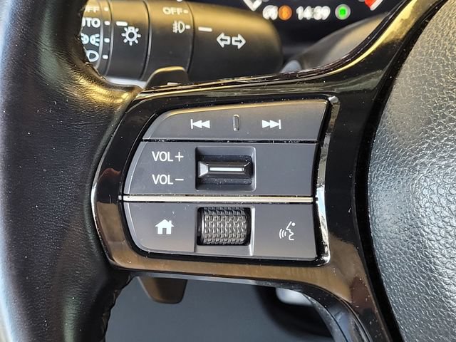 Used 2025 Honda Pilot Touring image 29