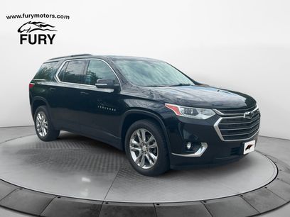 Used 2021 Chevrolet Traverse LT w/ LT Premium Package