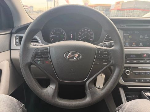 Used 2016 Hyundai Sonata SE image 17