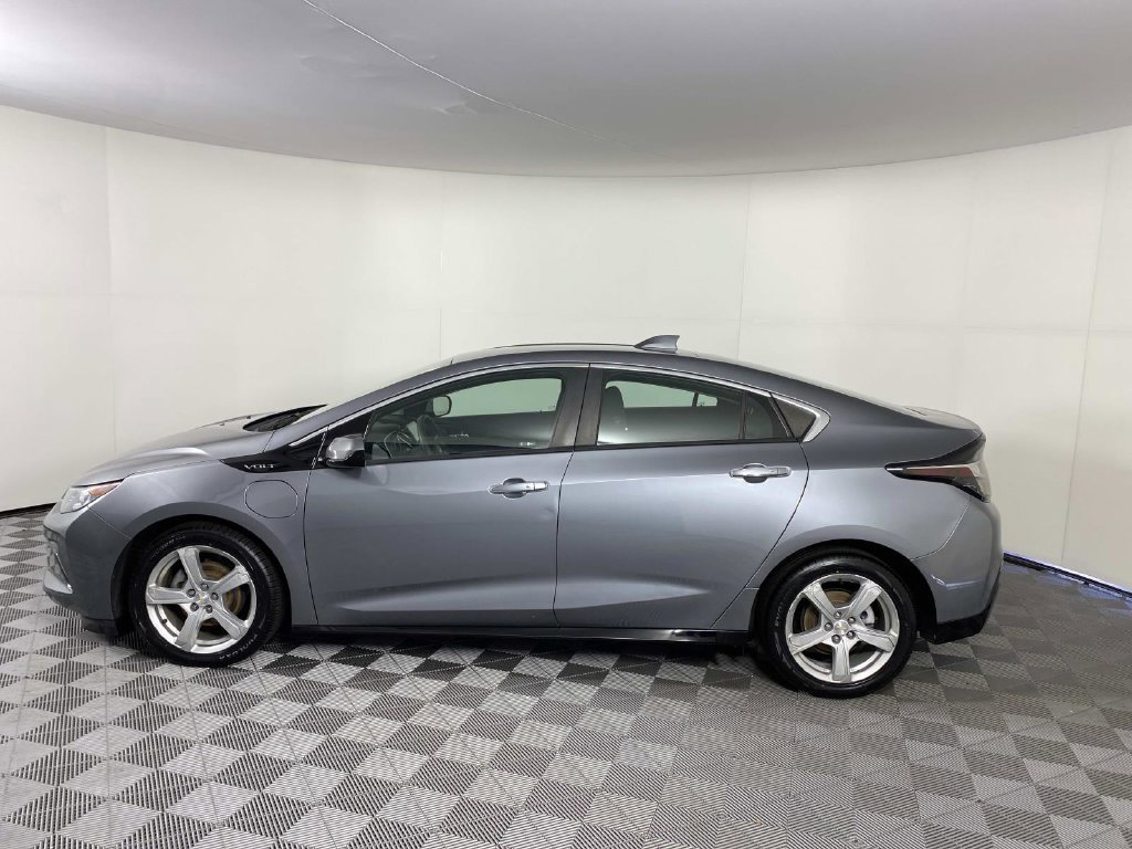 Used 2018 Chevrolet Volt LT FWD image 5