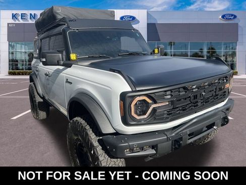 Used 2024 Ford Bronco Badlands AWD/4WD image 1