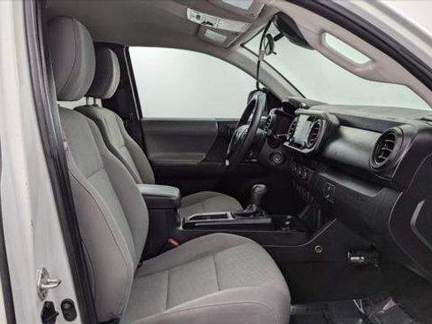 Used 2021 Toyota Tacoma SR image 13