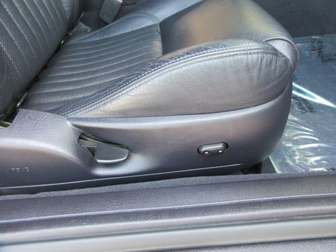 Used 2004 Ford Thunderbird RWD image 20