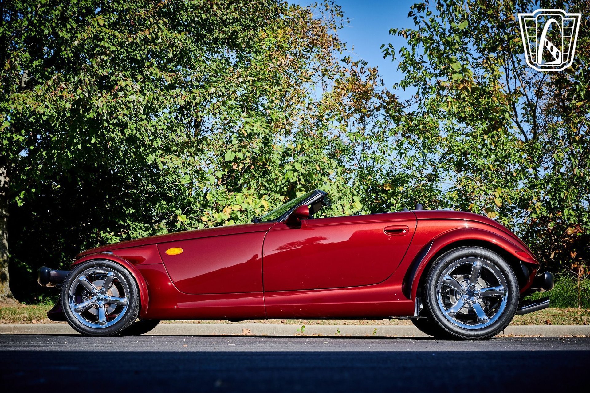 Used 2002 Chrysler Prowler RWD image 7