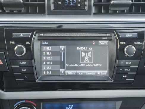 Used 2016 Toyota Corolla LE image 18