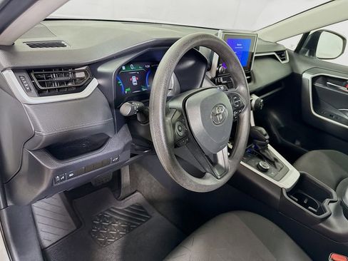 Certified 2024 Toyota RAV4 XLE w/ Convenience Package AWD/4WD image 10