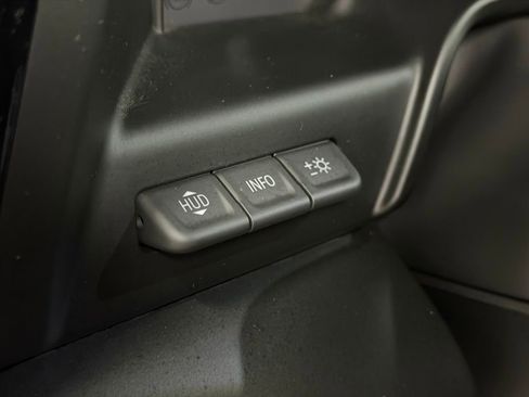 Certified 2025 GMC Sierra 1500 AT4 w/ AT4 Premium Package image 44