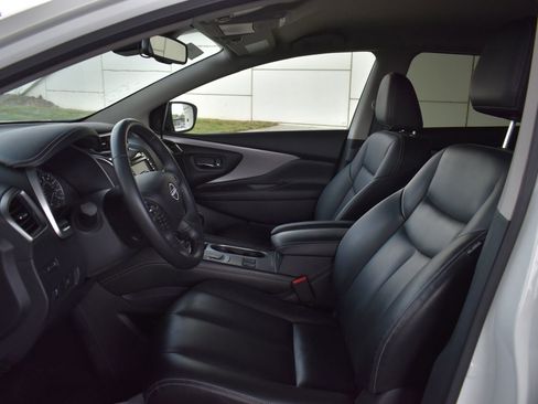 Used 2023 Nissan Murano SV w/ SV Midnight Edition Package AWD/4WD image 16