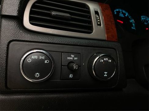 Used 2012 Chevrolet Tahoe LT image 22