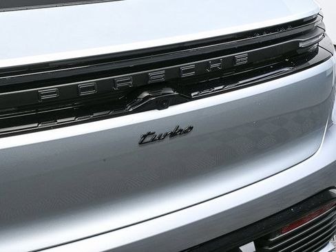 New 2025 Porsche Macan Turbo Electric image 39