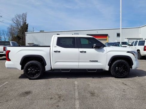 New 2025 Toyota Tundra SR5 image 8