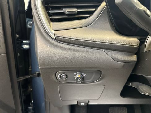 Certified 2024 Buick Encore GX Avenir image 22