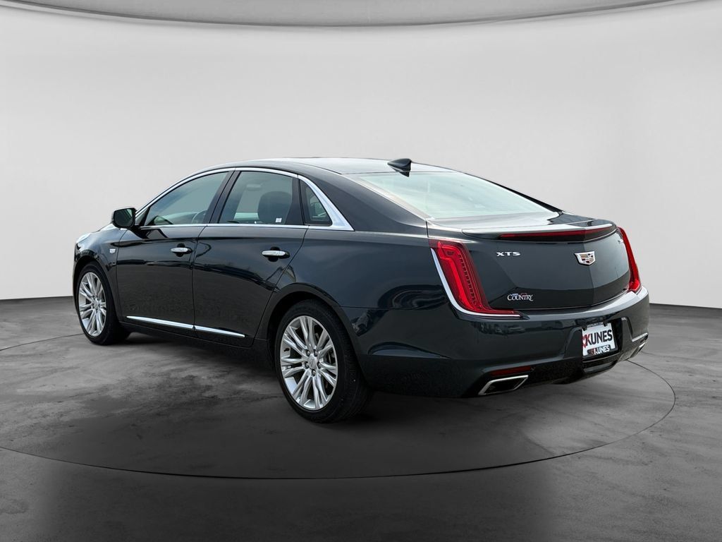 Used 2018 Cadillac XTS Luxury w/ Driver Awareness Package FWD image 7