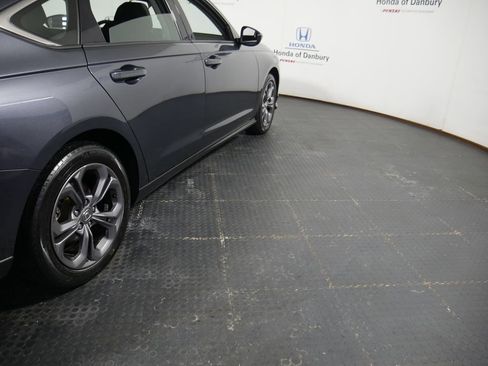 Used 2023 Honda Accord EX image 5