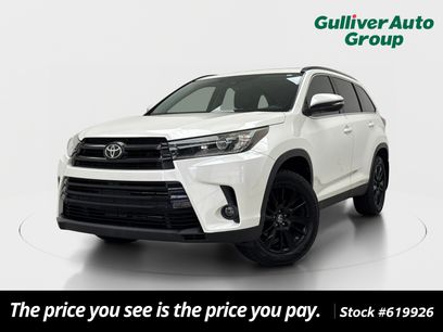 Used 2019 Toyota Highlander SE