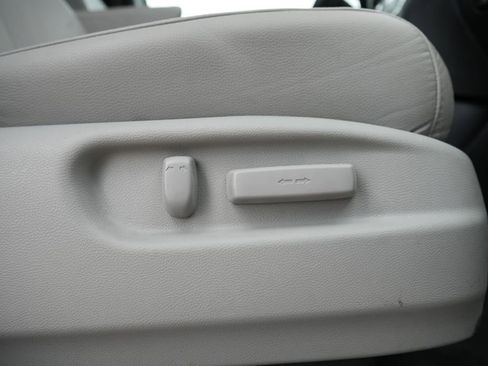 Used 2023 Honda Passport EX-L image 16