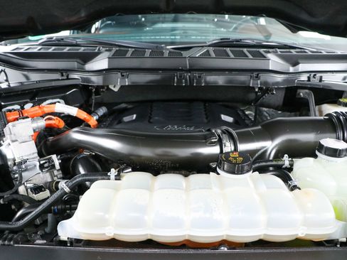 Used 2022 Ford F150 Lariat w/ Equipment Group 502A High image 34