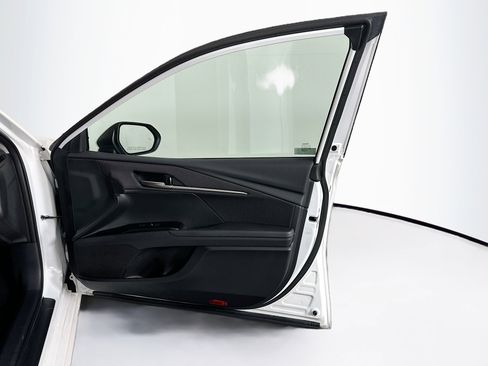 Used 2025 Toyota Camry LE FWD image 32